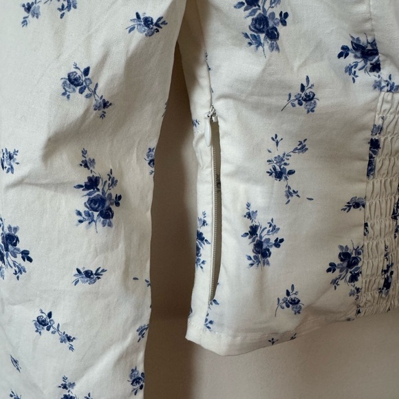 Wild Fable Women’s White and Blue Floral Cropped Blouse Size XXS NWT - Picture 3 of 4